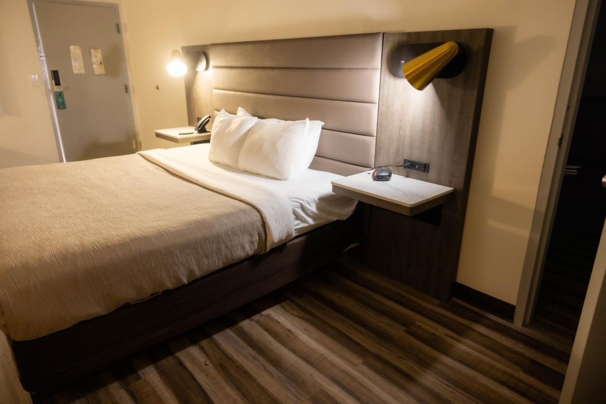 Quality Inn & Suites Lake Havasu City Exterior foto