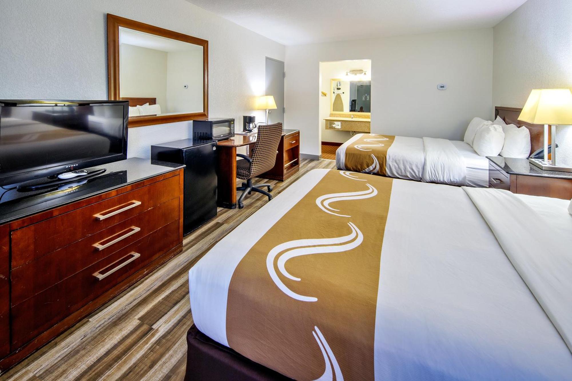 Quality Inn & Suites Lake Havasu City Exterior foto